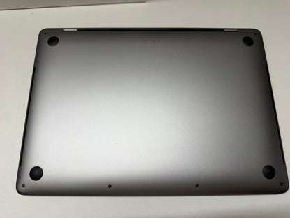 MacBook Pro (2017) [13,3", Intel Core i5 3,1GHz 16GB RAM, 256GB SSD, Intel Iris Plus Graphics 640, macOS] Grigio