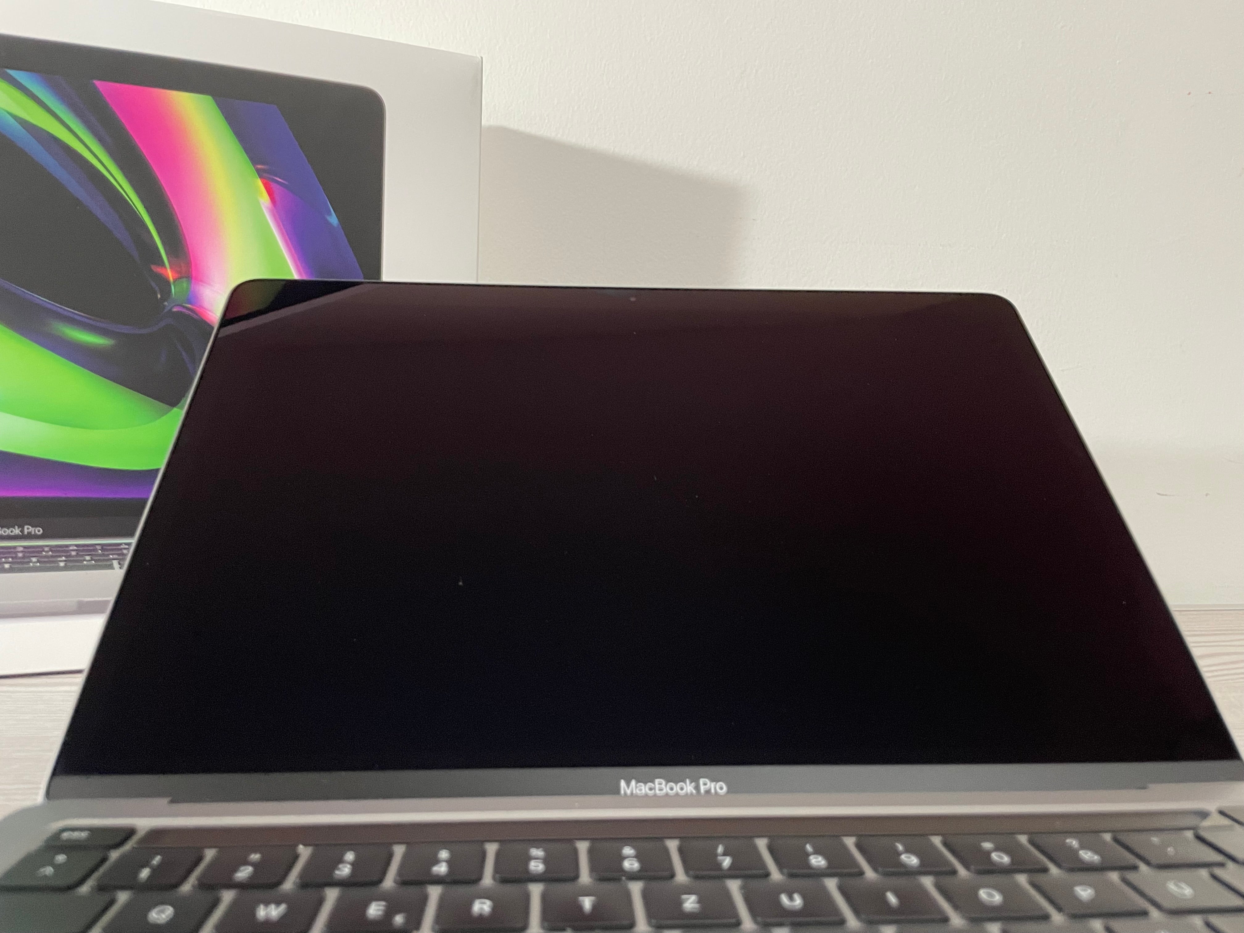 ★MacBook Pro 13 Late2020★M1 8コア/16GB/2TB MacBook Pro 13