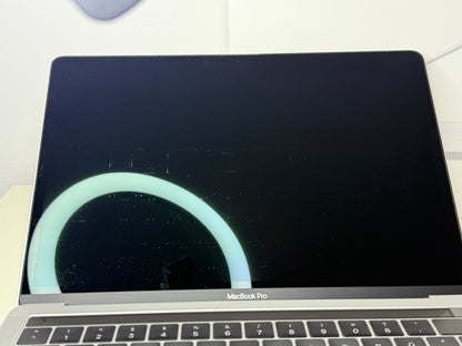MacBook Pro (Late 2016) [13,3", Intel Core i5 2,9GHz, 8GB RAM, 256GB SSD, Intel Iris Graphics 540, macOS] argento