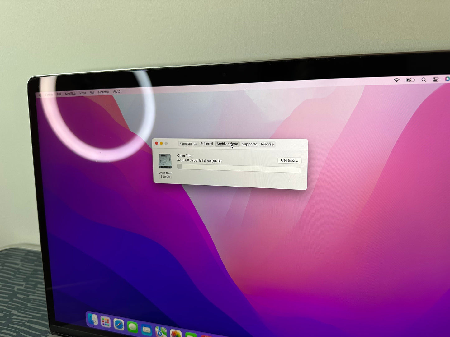 MacBook Pro (2016) [15,4", Touch Bar, Intel Core i7 2,6GHz, 16GB RAM, 512GB SSD, AMD Radeon Pro 455, macOS] grigio