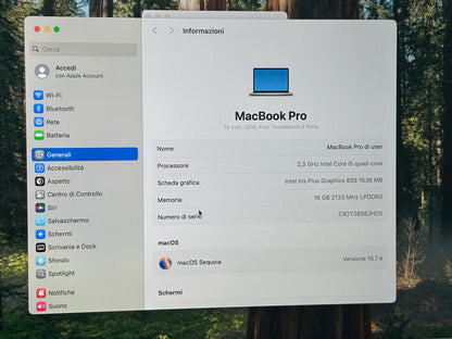 MacBook Pro (2018) [13,3", Touch Bar, Intel Core i5 2,3GHz, 16GB RAM, 512GB SSD, Intel Iris Plus Graphics 655, macOS] Grigio