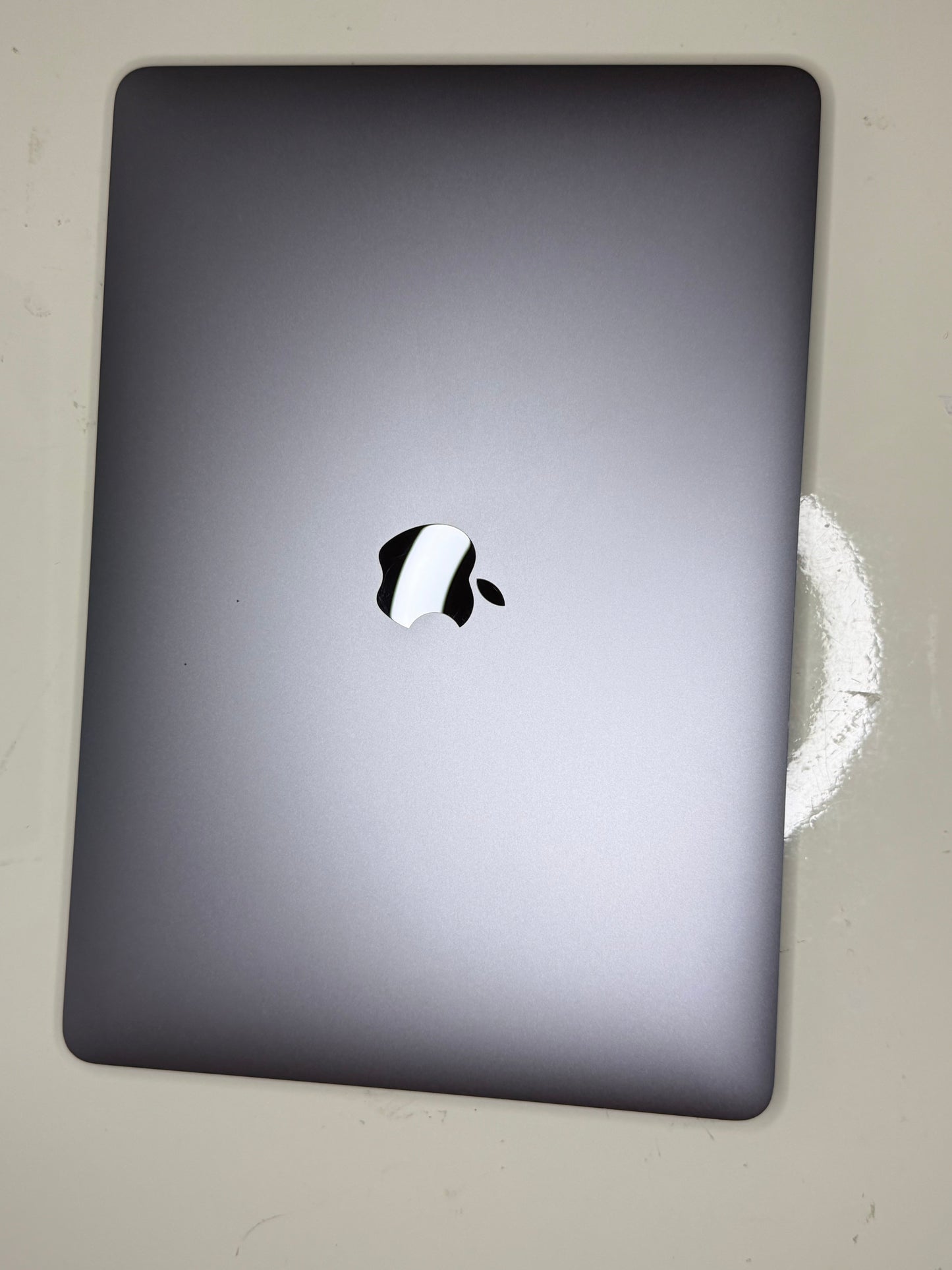 MacBook Pro (2020) M1 [13,3", Touch Bar, Apple M1 3,2GHz, 16GB RAM, 256GB SSD, Apple 8-Core, macOS] Grigio
