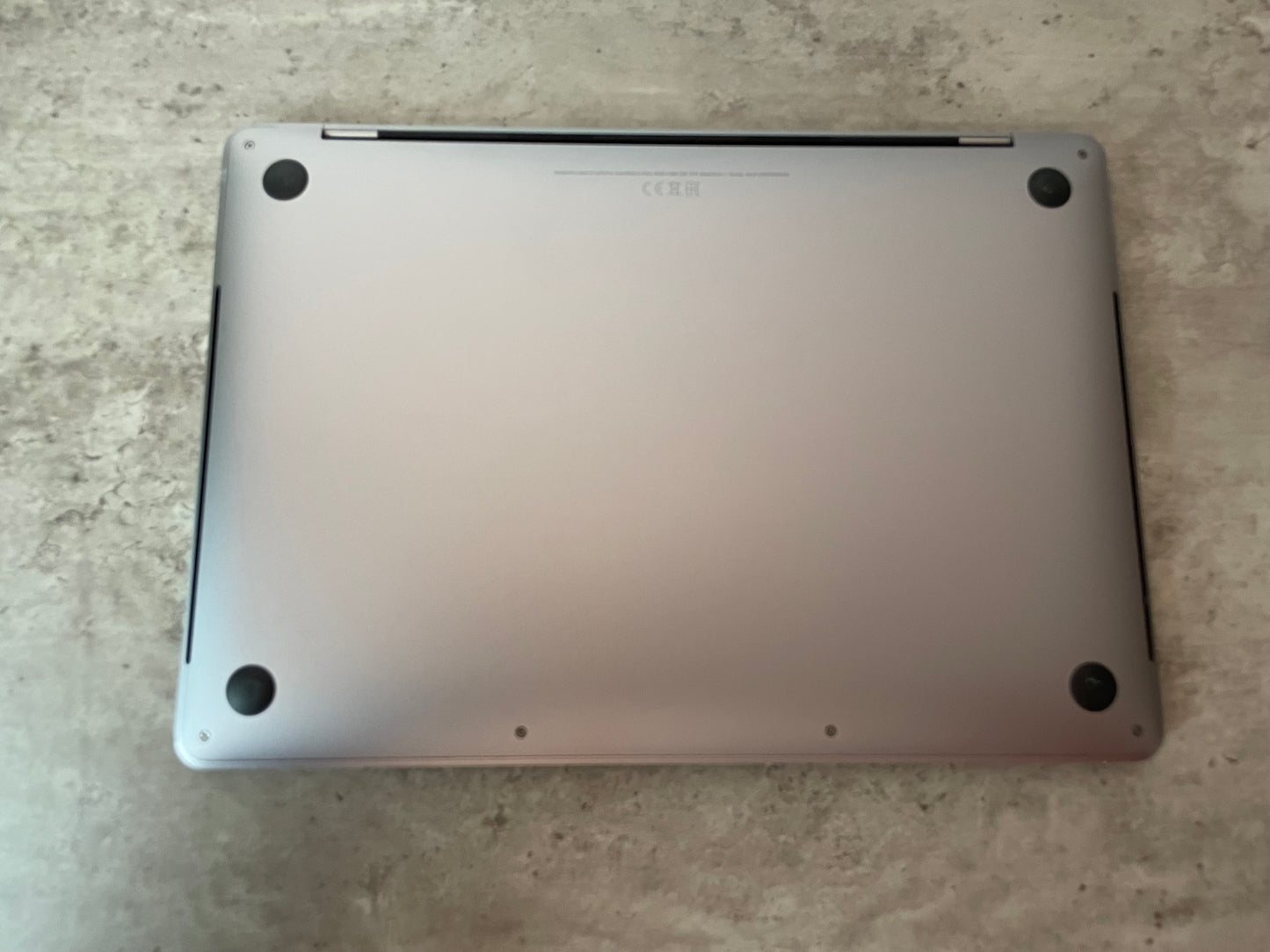 MacBook Pro (2018) [13,3", Touch Bar, Intel Core i7 2,7GHz, 16GB RAM, 512GB SSD, Intel Iris Graphics 655, macOS] grigio