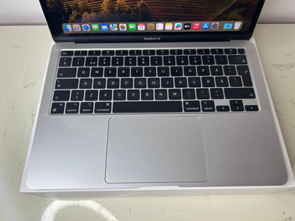 MacBook Air M1 (Late 2020) [13,3", Retina, Apple M1, 8GB RAM, 256GB SSD, Apple 7 Core, macOS] Grigio