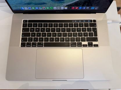 MacBook Pro (2019) [16", Touch Bar, Intel Core i7 2,6GHz, 16GB RAM, 512GB SSD, Intel UHD Graphics 630 + AMD Radeon Pro 5300M, Mac OS] argento