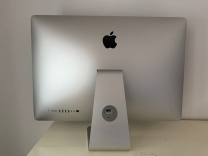 iMac (Mid 2020) [27", 5K Retina, Intel Core i5 3,1GHz, 8GB RAM, 256GB SSD, AMD Radeon Pro 5300, macOS] argento