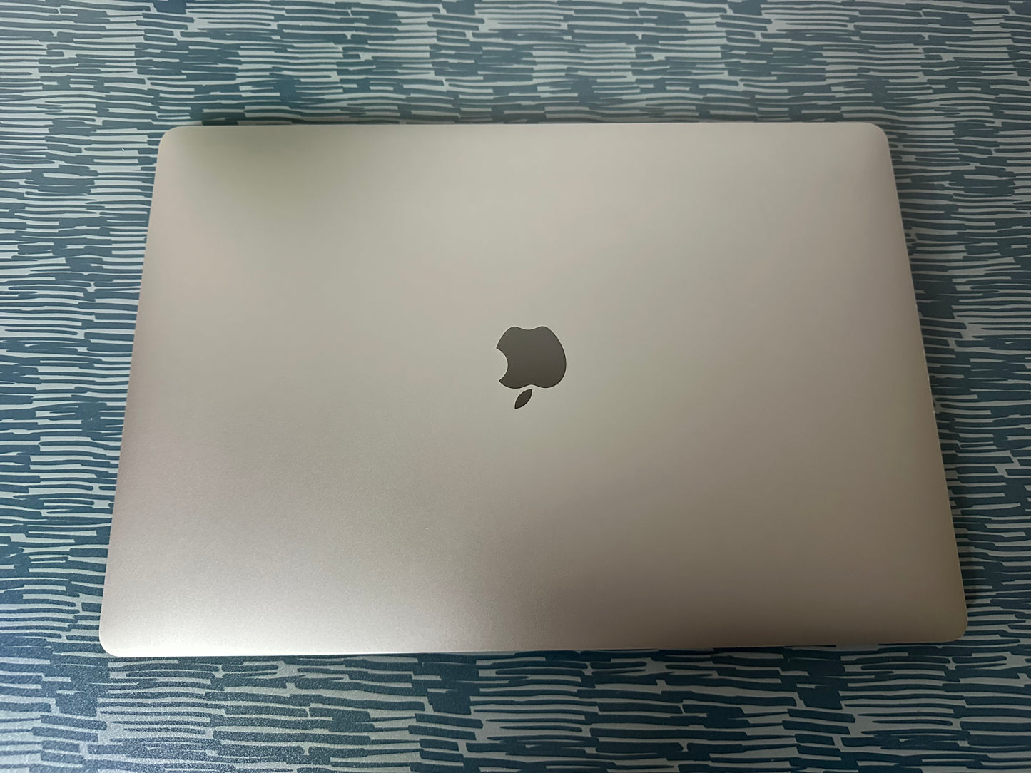 MacBook Pro (2019) [16", Touch Bar, Intel Core i9 2,3GHz, 16GB RAM, 1TB SSD, AMD Radeon Pro 5500M, Mac OS X] grigio