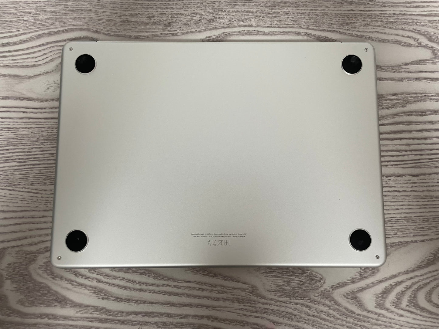 MacBook Air (2022) [13,6'', Liquid Retina, M2 8-Core 3,2GHz, 8GB RAM, 256GB SSD, 8-Core GPU, macOS] Argento