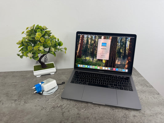 MacBook Pro (2019) [13", Touch Bar, Intel Core i5 1,4GHz, 8GB RAM, 512GB SSD, Intel Iris Plus Graphics 645 ,macOS] grigio