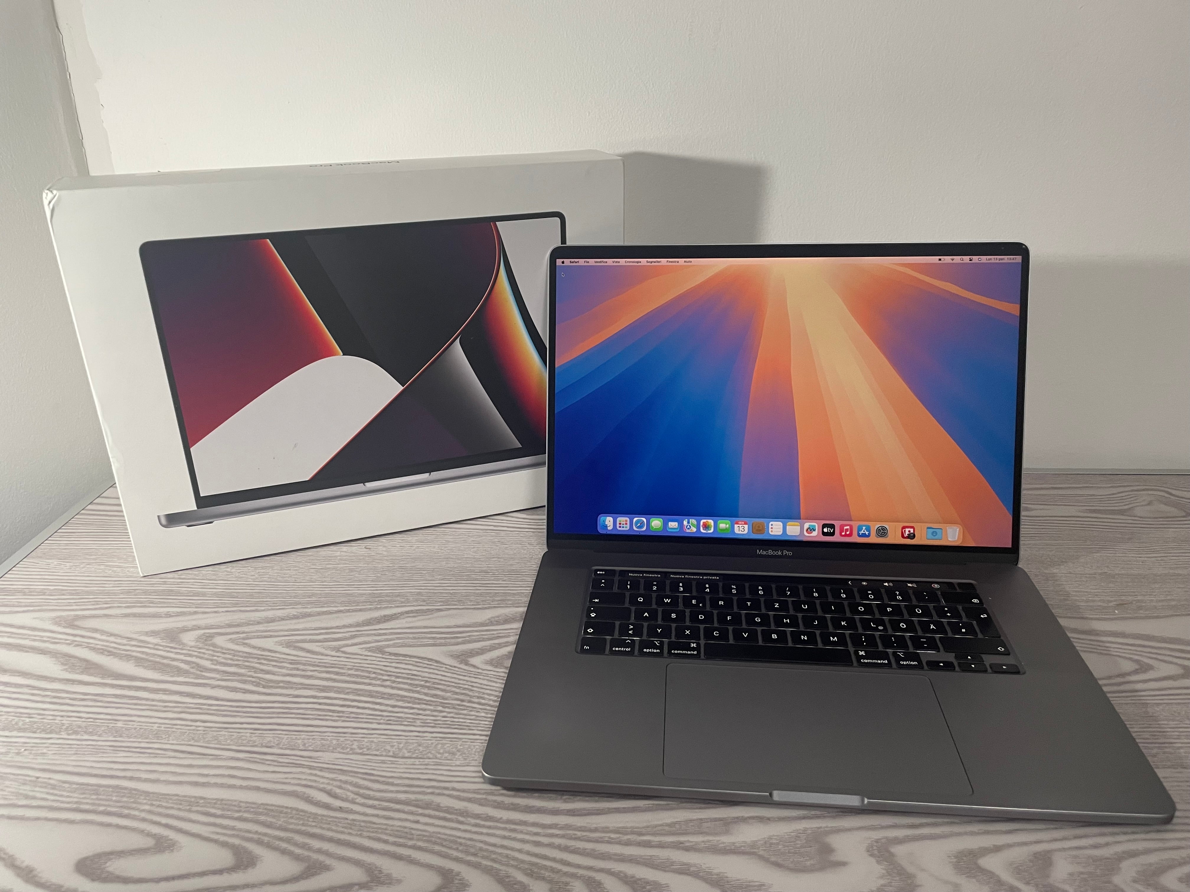 専用　MacBook Pro 2019 i7 32GB SSD500GB Macbook Pro 2019 I7 32 - Niska cena na Allegro