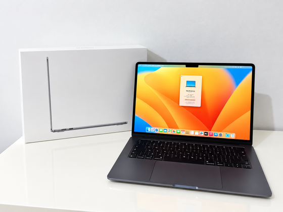 MacBook Air (2023) [15,3", M2 8-Core, 8GB RAM, 256GB SSD, 10-Core GPU, macOS] mezzanotte