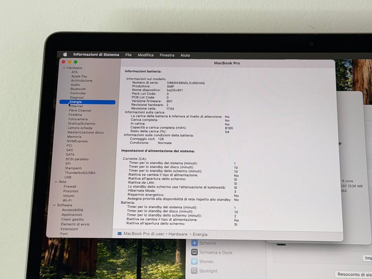 MacBook Pro (2018) [15,4", Touch Bar, Intel Core i7 2,6GHz, 32GB RAM, 1TB SSD, AMD Radeon Pro 560X, macOS] grigio