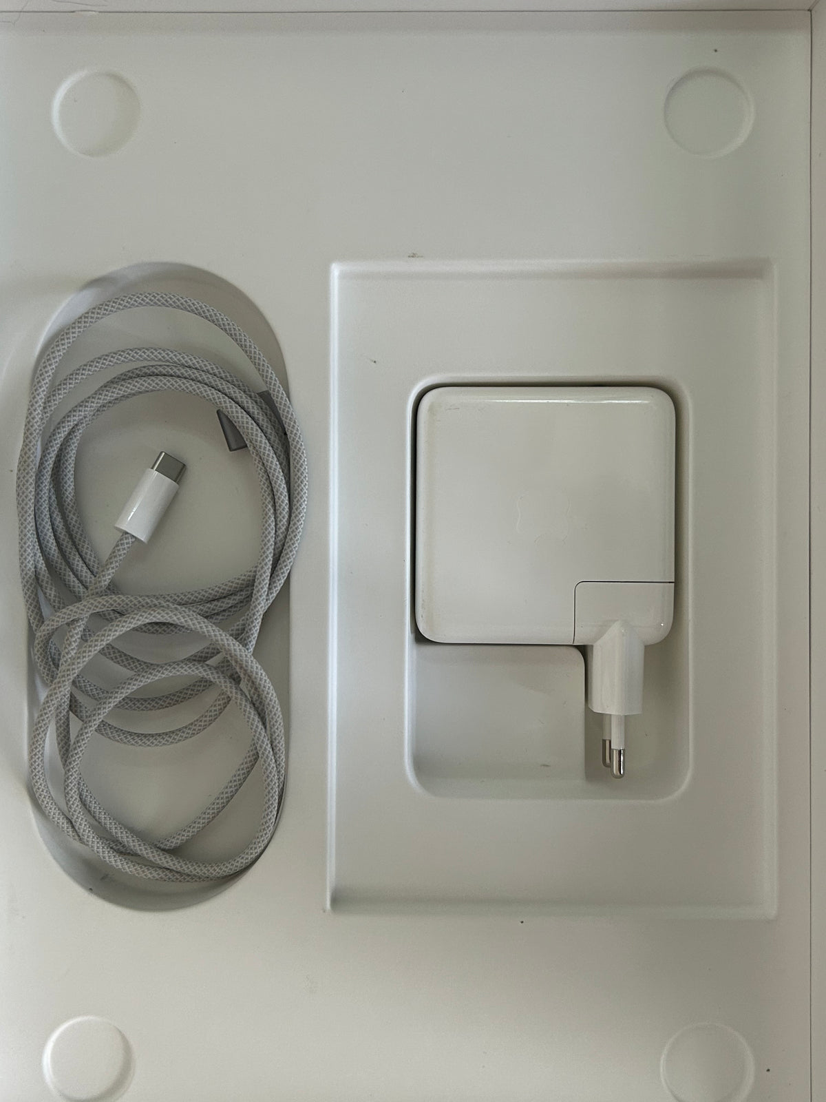 MacBook Pro (2021) [14,2", Apple M1 Pro 8 Core, 16GB RAM, 512GB SSD, Apple 14 Core, macOS] grigio