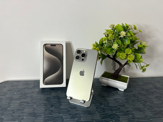 iPhone 15 Pro Max 256GB Titanio Bianco