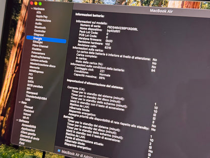 MacBook Air (2022) [13,6" Retina, M2 8 Core 3,2GHz, 8GB RAM, 256GB SSD, 8-CoreGPU, macOS] mezzanotte