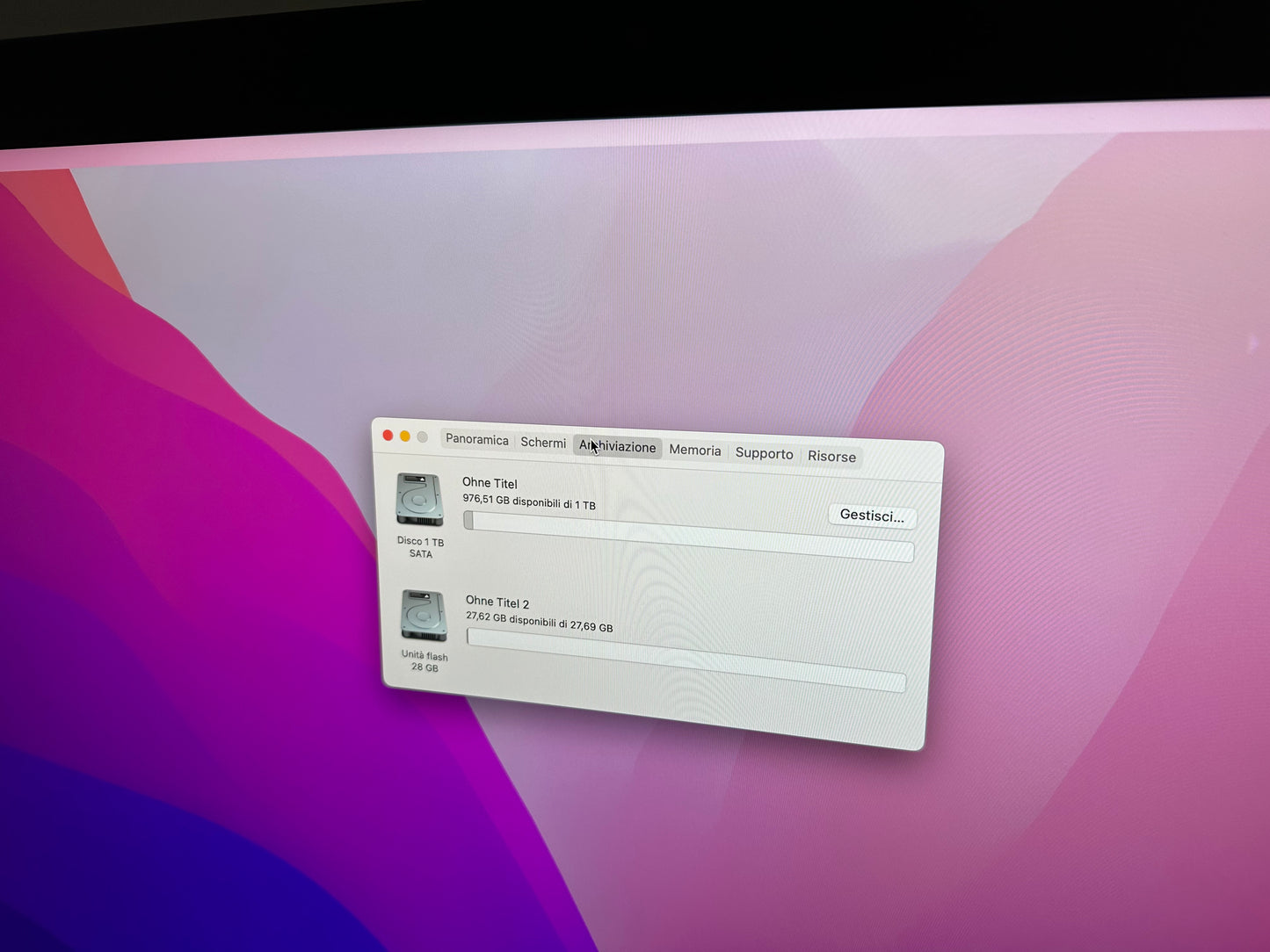 iMac (Mid 2017) [27", 5K, Retina, Intel Core i5 3,4GHz, 8GB RAM, 1TB Fusion Drive + 32GB SSD, AMD Radeon Pr0 570, macOS] argento