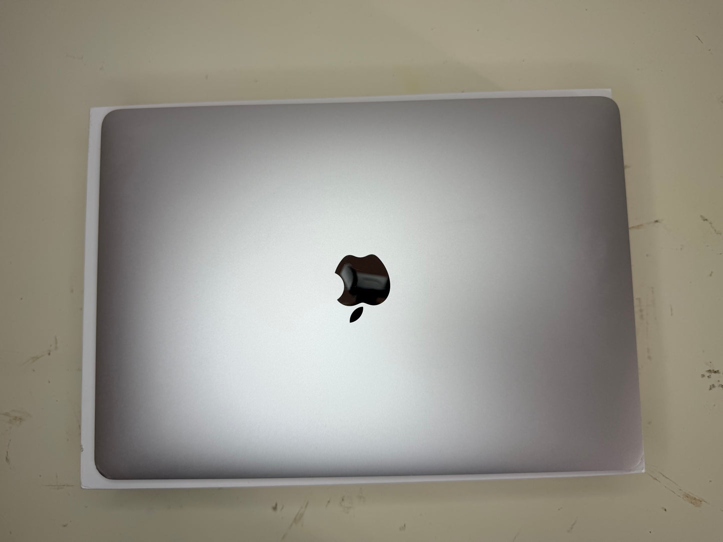 MacBook Air M1 (Late 2020) [13,3", Retina, Apple M1, 8GB RAM, 256GB SSD, Apple 7 Core, macOS] Grigio