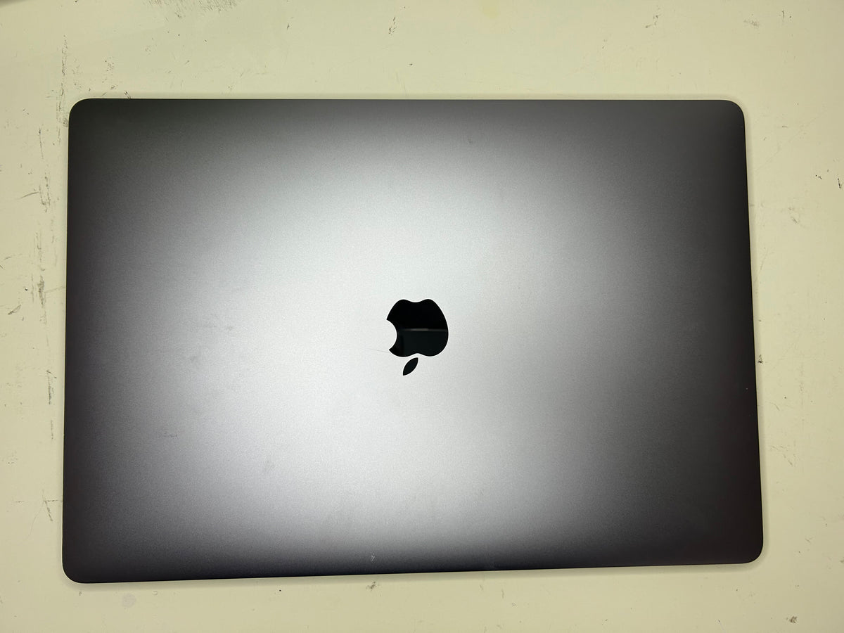 MacBook Pro (2019) [15,4", Touch Bar, Intel Core i9 2,4GHz, 32GB RAM, 512GB SSD, Intel UHD Graphics 630, Mac OS X] Grigio