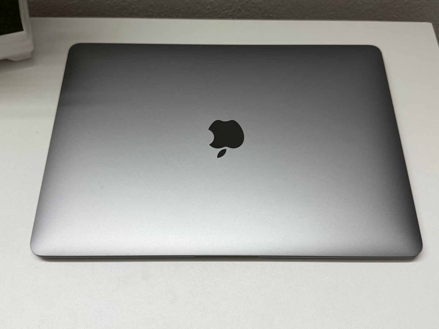 MacBook Air M1 (Late 2020) [13,3", Retina, Apple M1, 8GB RAM, 128GB SSD, Apple 7 Core, macOS] Grigio
