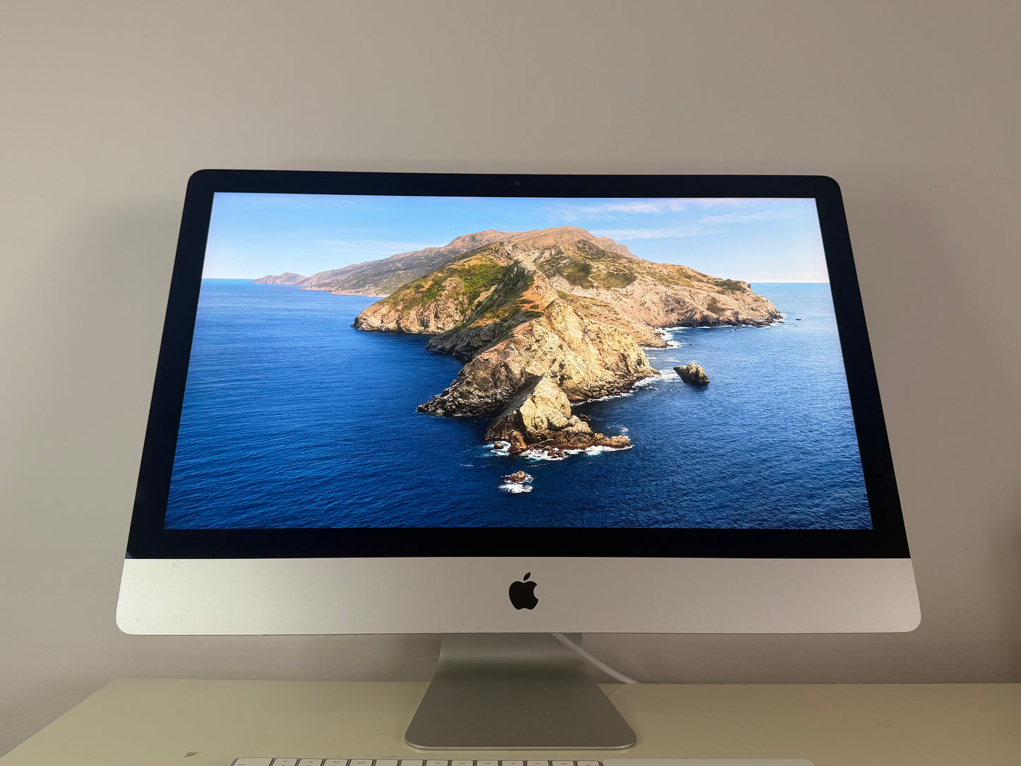 iMac (2019) [27", 5K, Retina, Intel Core i5 3,7GHz, 8GB RAM, 1TB SSD, AMD Radeon Pro 570X, macOS] argento