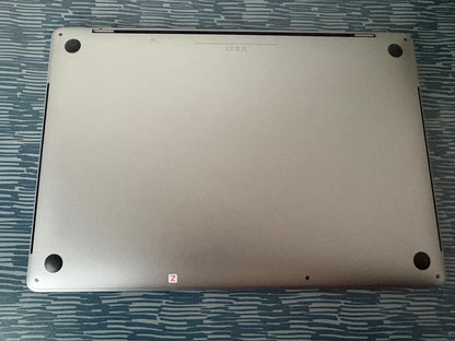 MacBook Pro (2019) [16", Touch Bar, Intel Core i9 2,3GHz, 16GB RAM, 1TB SSD, AMD Radeon Pro 5500] Grigio