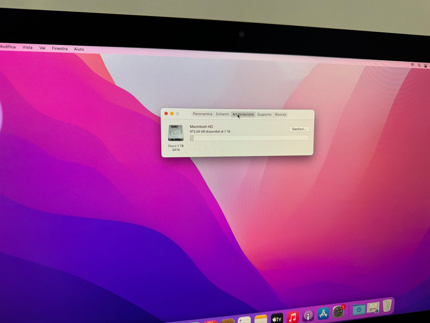 iMac (Mid 2015) [21,5", Intel Core i5 1,6GHz, 8GB RAM, 1TB HDD, Intel HD Graphics 6000, macOS] argento