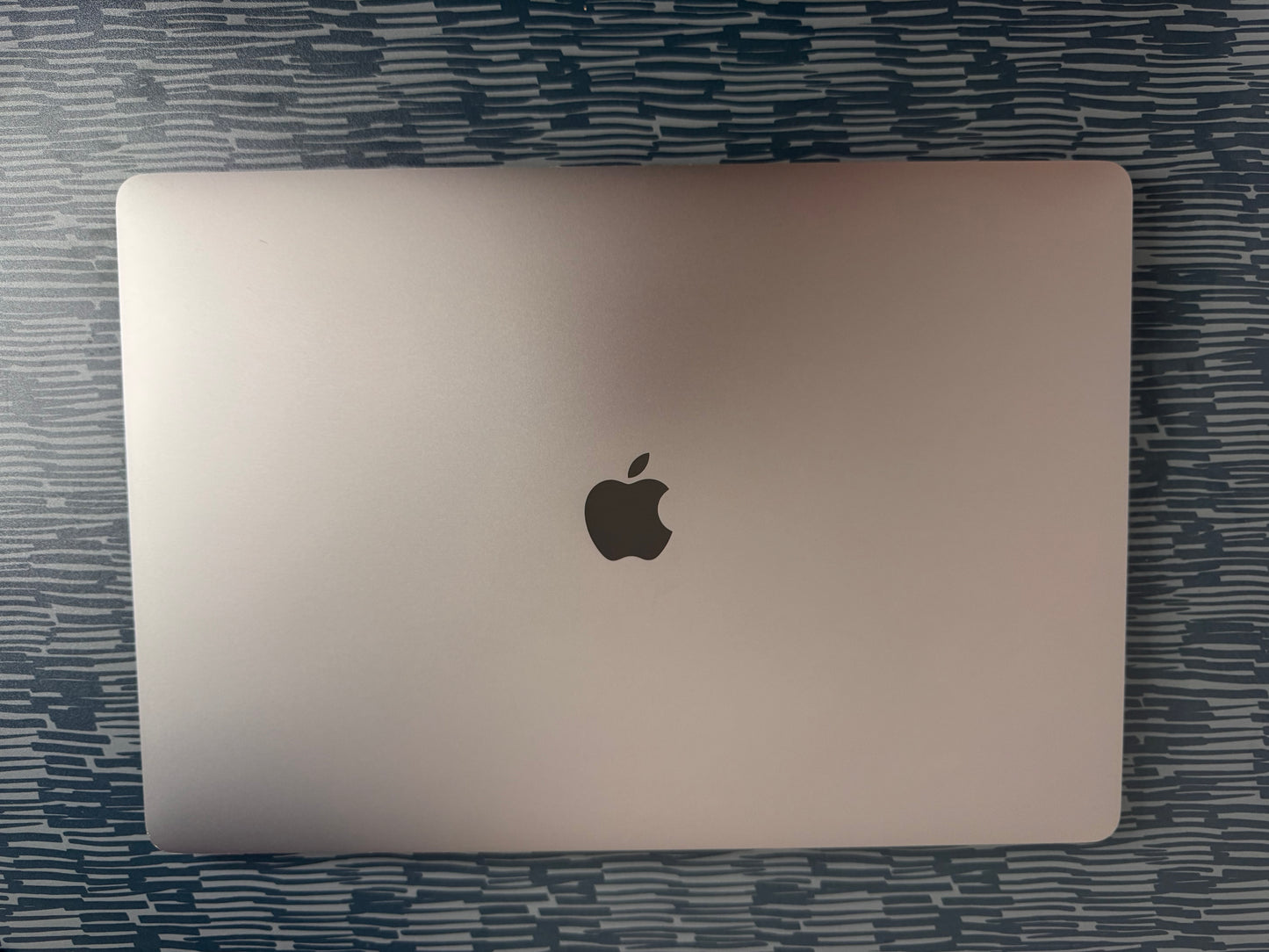 MacBook Pro (2019) [16", Touch Bar, Intel Core i9 2,3GHz, 16GB RAM, 1TB SSD, AMD Radeon Pro 5500M, Mac OS X] grigio