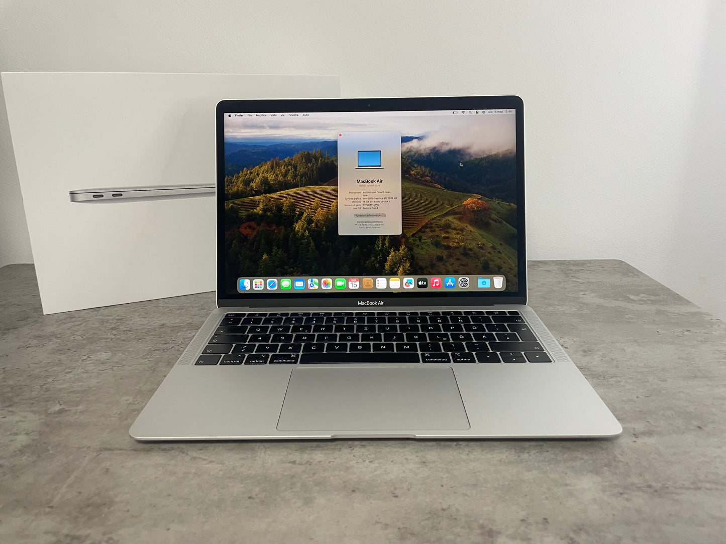 MacBook Air (Mid 2019) [13,3", Retina, Intel Core i5 1,6GHz, 16GB RAM, 128GB SSD, Intel UHD Graphics 617, macOS] argento