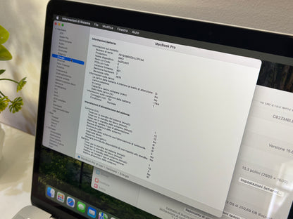 MacBook Pro (2019) [13,3", Touch Bar, Intel Core i5 2,4GHz, 16GB RAM, 256GB SSD, Intel Iris Plus Graphics 655, Mac OS X] argento