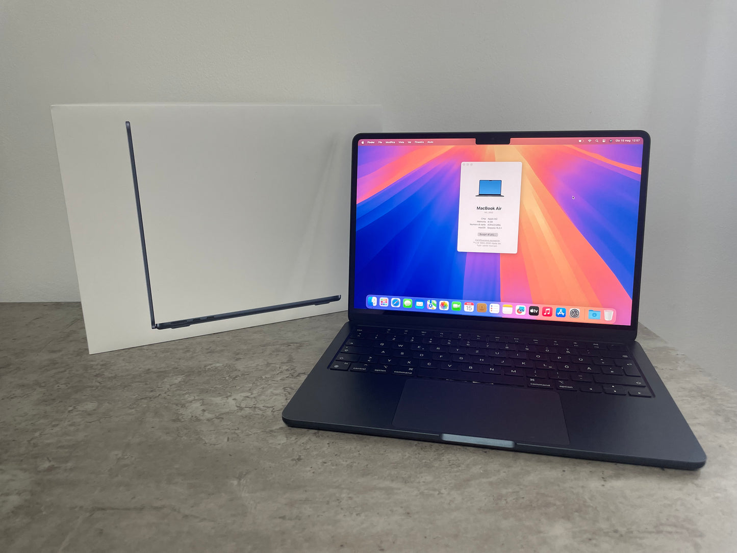 MacBook Air (2022) [13,6", Liquid Retina, M2 8-Core 3,2GHz, 8GB RAM, 512GB SSD, 10-Core GPU, macOS] mezzanotte