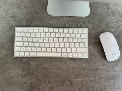 iMac (Mid 2017) [21,5", 4K, Retina, Intel Core i5 3,4GHz, 8GB RAM, 1TB Fusion Drive, AMD Radeon Pr0 560, macOS] argento