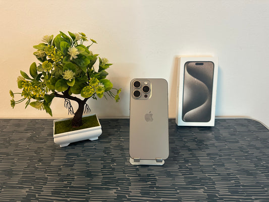 iPhone 15 Pro Max 256GB Titanio Bianco