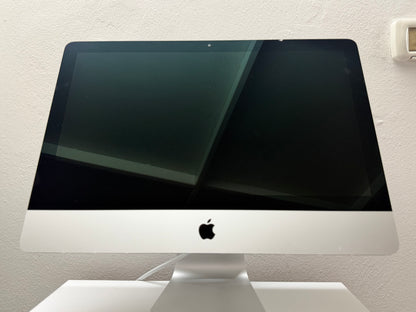 iMac (2019) [21,5", 4K, Retina, Intel Core i3 3,6GHz, 16GB RAM, 256GB SSD, AMD Radeon Pro 555X, macOS] argento