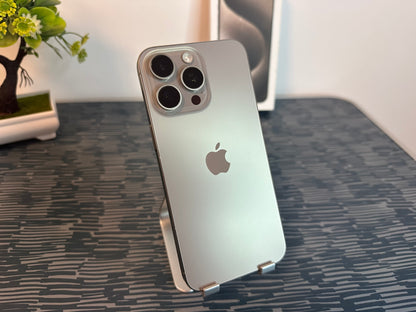 iPhone 15 Pro Max 256GB Titanio Bianco