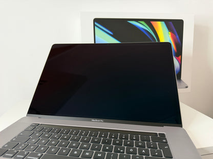MacBook Pro (2019) [16", Touch Bar, Intel Core i7 2,6GHz, 16GB RAM, 512GB SSD, Intel UHD Graphics 630 + AMD Radeon Pro 5300M, Mac OS] grigio