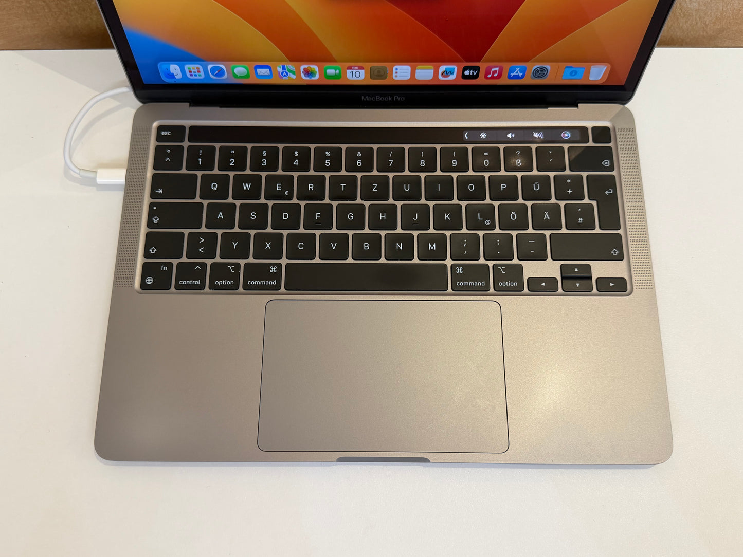 MacBook Pro (2020) M1 [13,3", Touch Bar, Apple M1 3,2GHz, 8GB RAM, 256GB SSD, Apple 8 Core, macOS] Grigio