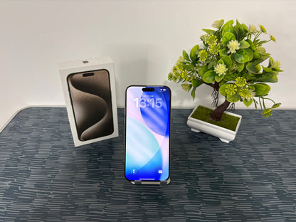 iPhone 15 Pro Max 256GB Titanio Bianco