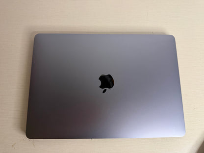 MacBook Pro (2018) [13,3", Touch Bar, Intel Core i5 2,3GHz, 8GB RAM, 512GB SSD, Intel Iris Plus Graphics 655, macOS] Grigio