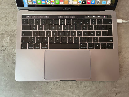 MacBook Pro (2018) [13,3", Touch Bar, Intel Core i7 2,7GHz, 16GB RAM, 512GB SSD, Intel Iris Graphics 655, macOS] grigio