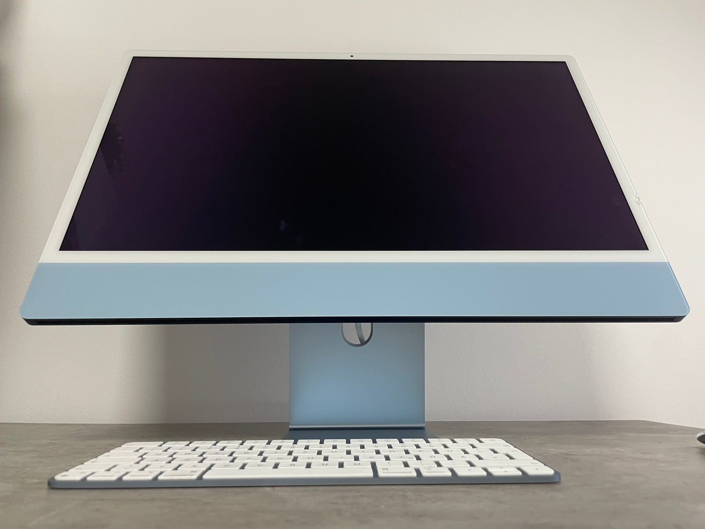 iMac (Mid 2021) [24", Apple M1 8 Core CPU, 8GB RAM, 256GB SSD, Apple 7 Core, macOS] Blu