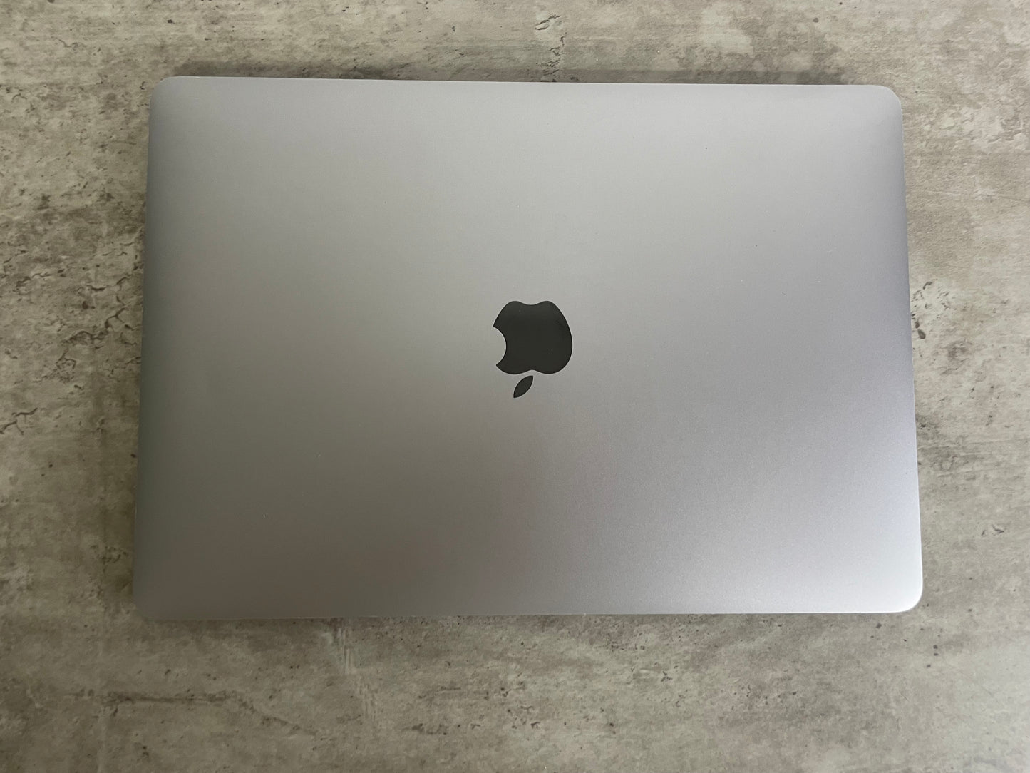 MacBook Pro (2020) M1 [13,3", Touch Bar, Apple M1 3,2GHz, 8GB RAM, 256GB SSD, Apple 8 Core, macOS] grigio