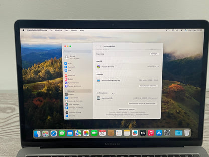 MacBook Air (2019) [13", Intel Core i5 1.6GHz, 8GB RAM, 512GB SSD, Intel HD Graphics 617, macOS] Argento