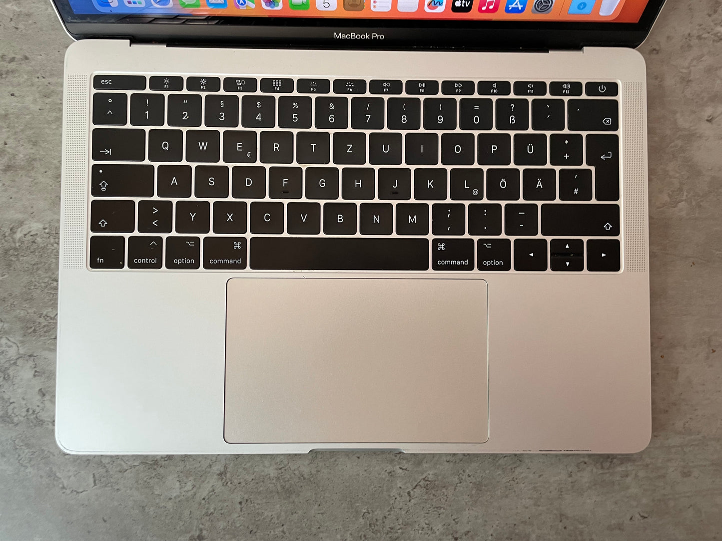 MacBook Pro (2017) [13,3", Intel Core i7 2,5GHz, 16GB RAM, 512GB SSD, Intel Iris Plus Graphics 640, macOS] grigio