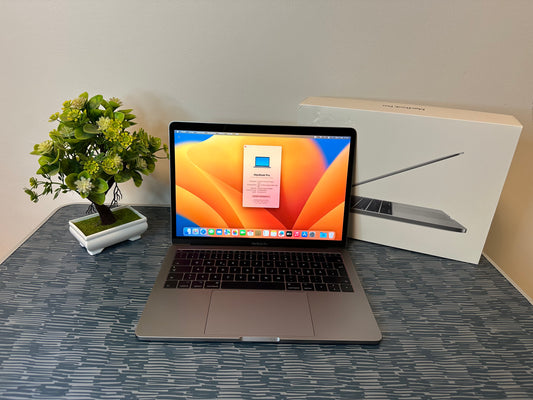 MacBook Pro (2017) [13,3", Intel Core i5 2,3GHz, 8GB RAM, 128GB SSD, Intel Iris Plus Graphics 640, macOS] Grigio