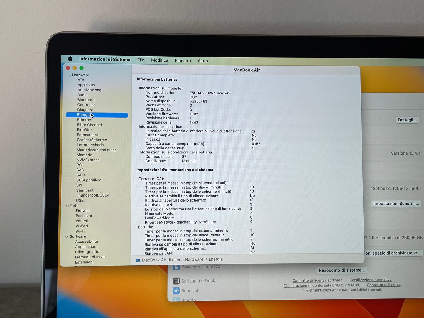 MacBook Air (2019) [13,3", Retina, Intel Core i5 1,6GHz, 8GB RAM, 256GB SSD, Intel UHD Graphics 617, macOS] argento