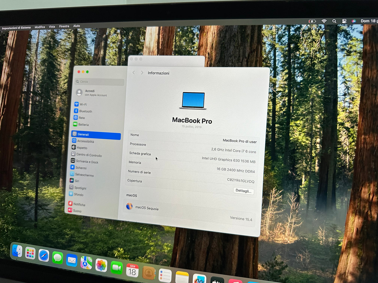 MacBook Pro (2019) [15,4", Retina, Touch Bar, Intel Core i7 2,6GHz, 16GB RAM, 512GB SSD, Intel UHD Graphics 630, AMD Radeon Pro 555X, Mac OS X] grigio