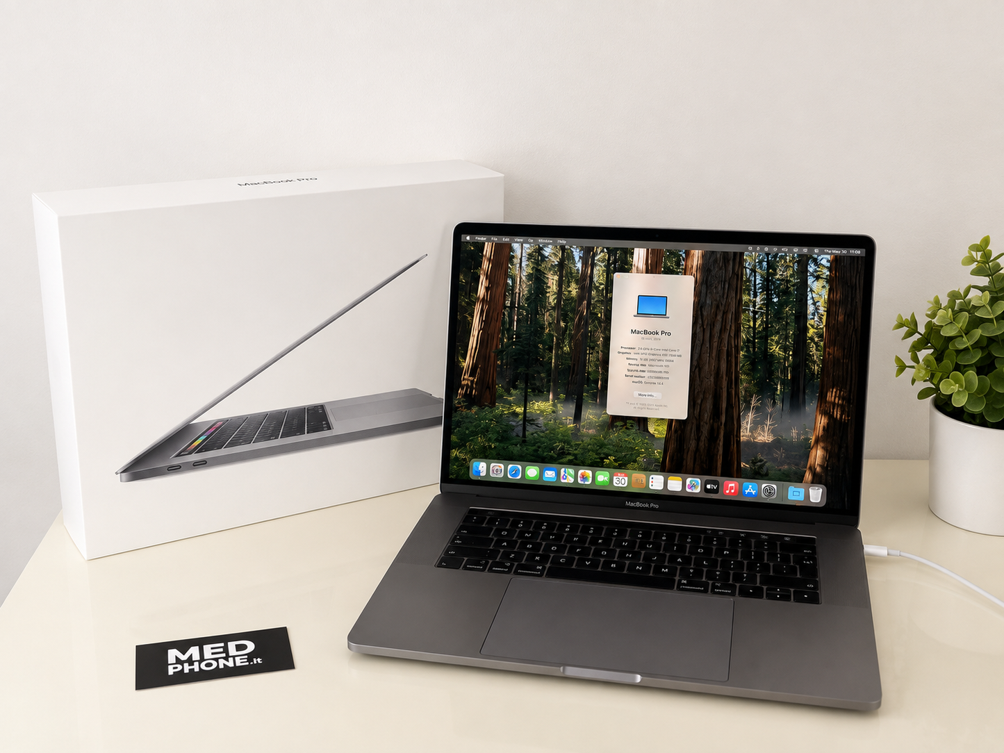 MacBook Pro (2019) [15,4", Touch Bar, Intel Core i7 2,6GHz, 16GB RAM, 256GB SSD, Intel UHD Graphics 630, Mac OS X] Grigio