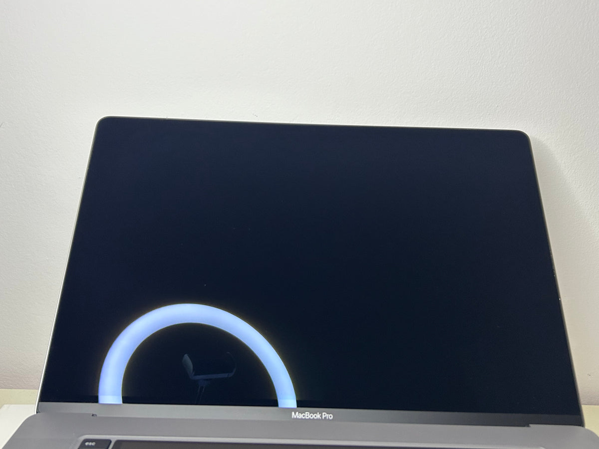 MacBook Pro (2019) [16", Touch Bar, Intel Core i9 2,3GHz, 32GB RAM, 1TB SSD, Intel UHD Graphics 630 + AMD Radeon Pro 5500M, macOS] grigio