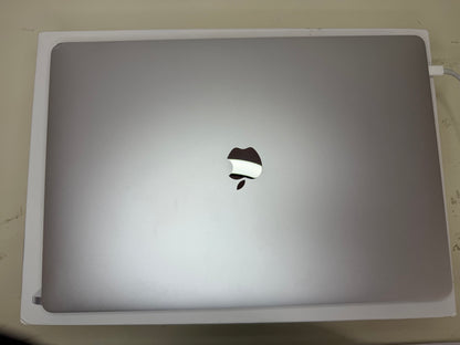 MacBook Pro (2019) [16", Touch Bar, Intel Core i7 2,6GHz, 16GB RAM, 512GB SSD, Intel UHD Graphics 630 + AMD Radeon Pro 5300M, Mac OS] argento