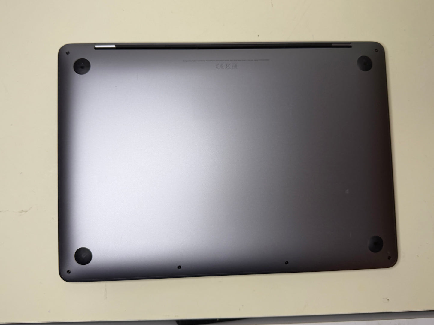 MacBook Pro (2020) M1 [13,3", Touch Bar, Apple M1 3,2GHz, 8GB RAM, 256GB SSD, Apple 8 Core, macOS] Grigio